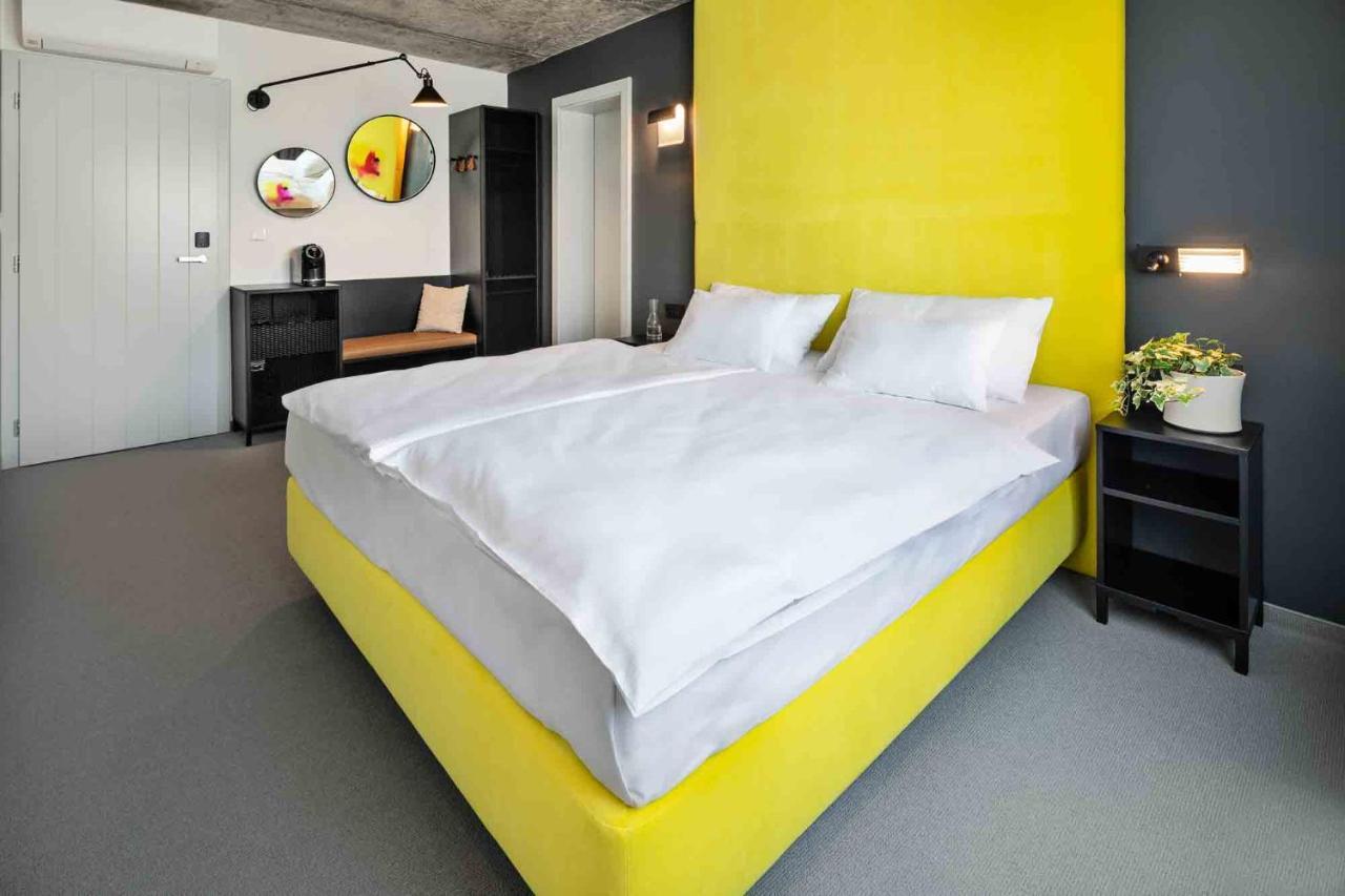 Boutique Hotel Mezi Svy Hradec Králové Eksteriør billede