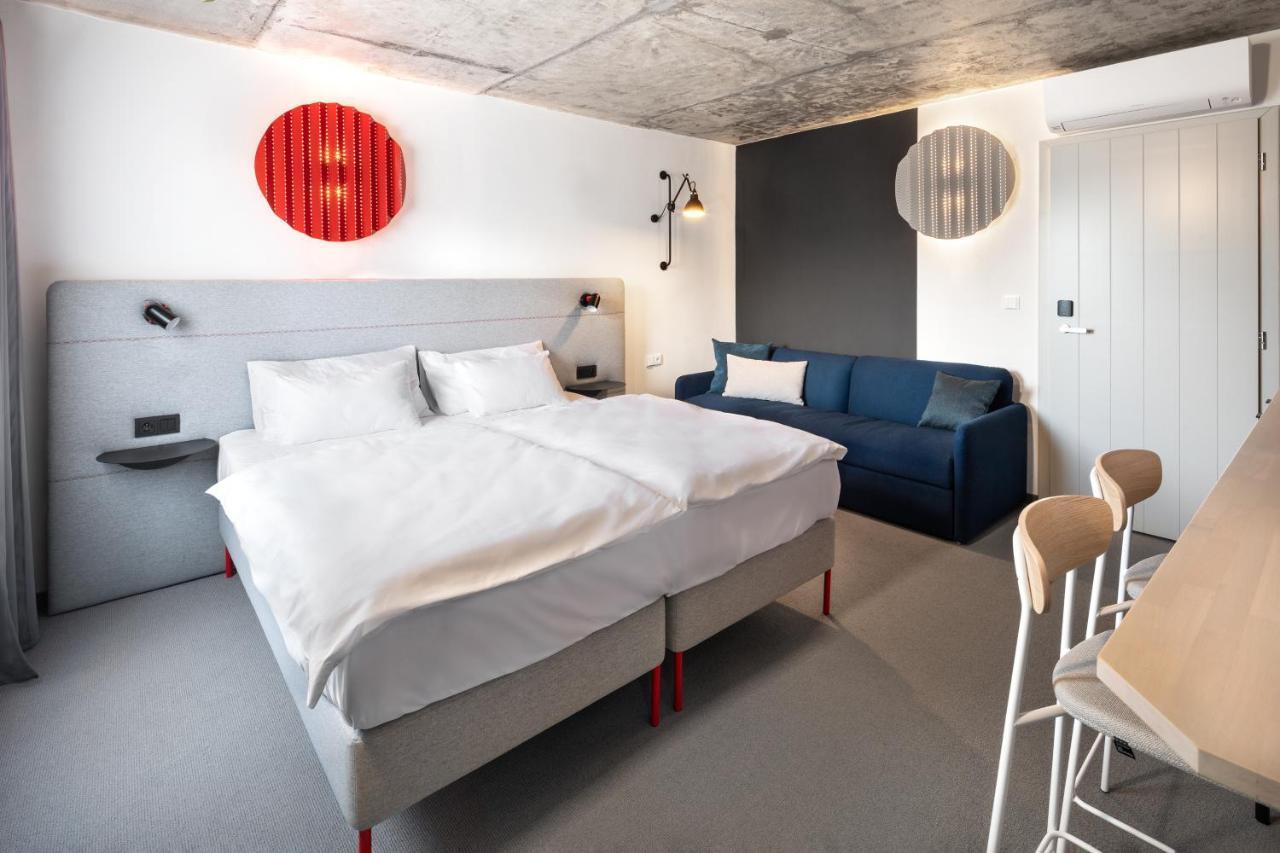 Boutique Hotel Mezi Svy Hradec Králové Eksteriør billede